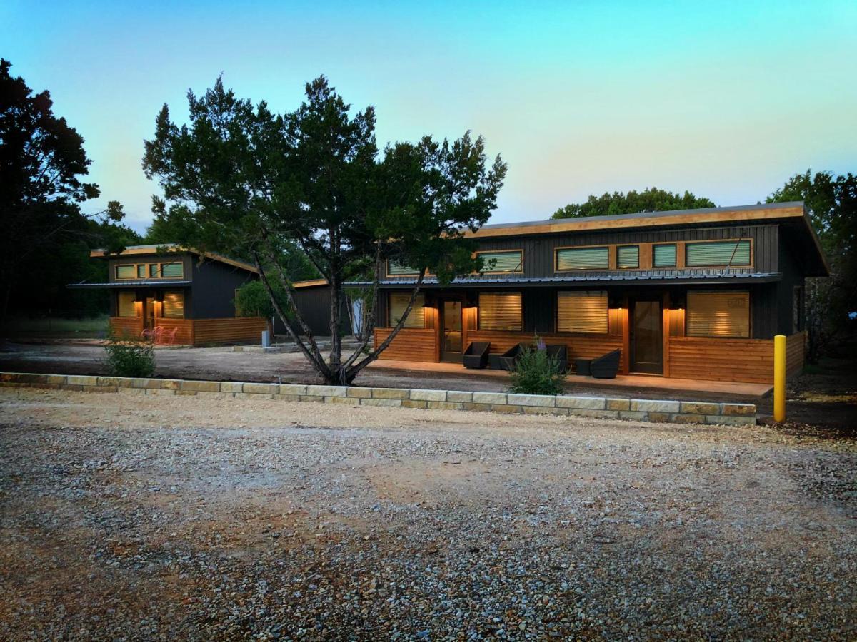 Green Acres Cottages - Wimberley Suite מראה חיצוני תמונה