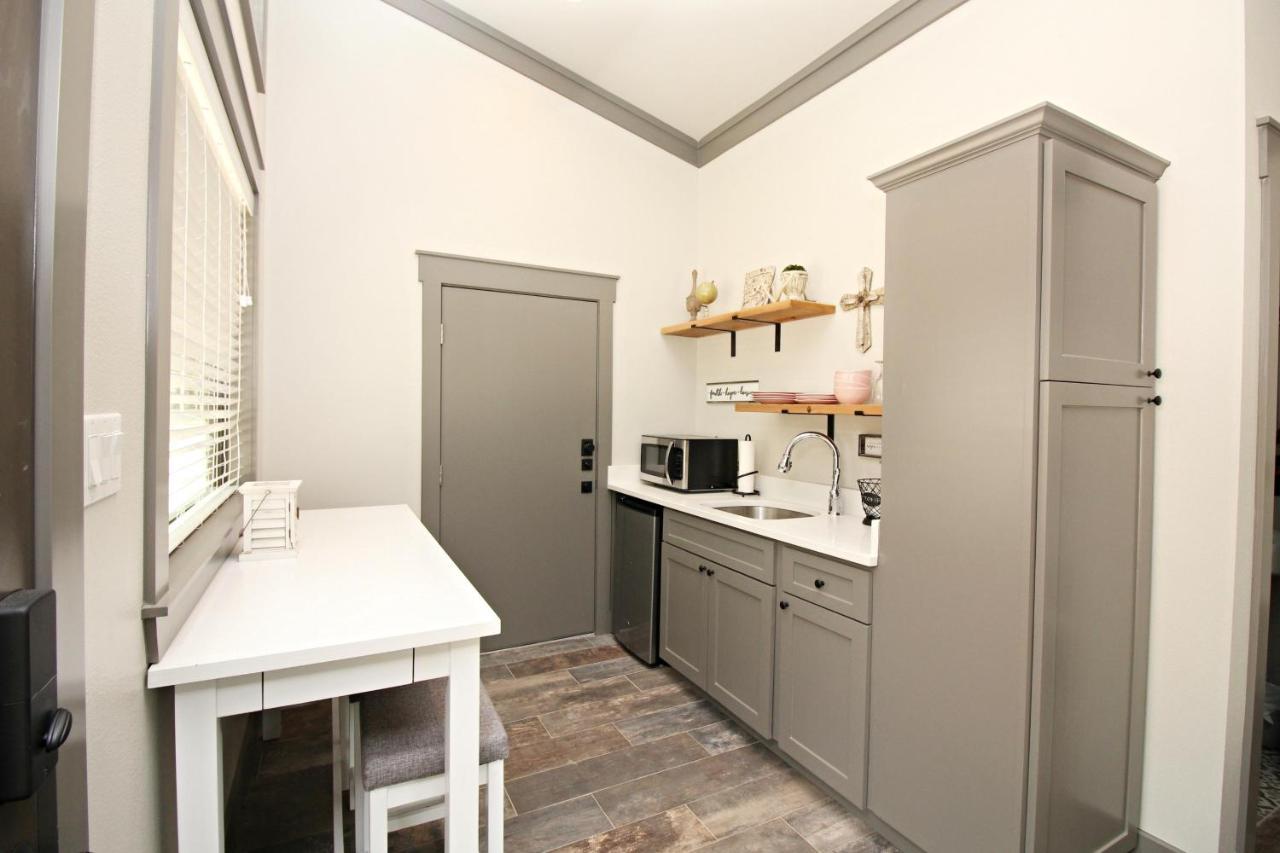 Green Acres Cottages - Wimberley Suite מראה חיצוני תמונה